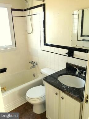 4753 21st Rd N unit 8, Arlington, VA 22207 - photo 4