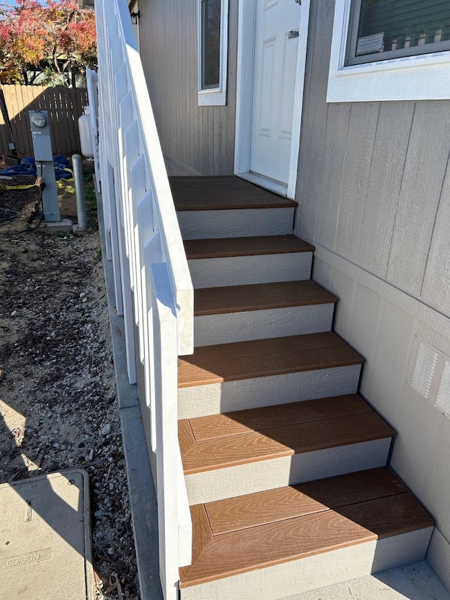 1490 E 6th St unit 7, Beaumont, CA 92223 - photo 4