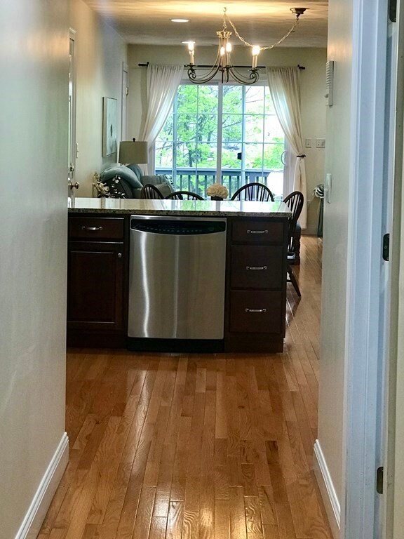 10 Cunningham Ln unit 104, Billerica, MA 01821 - photo 2