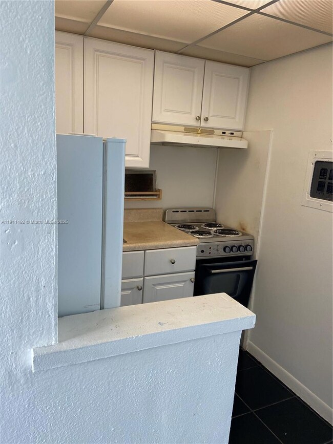 7904 West Dr unit 204, North Bay Village, FL 33141 - photo 4