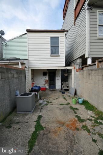 1105 S Curley St, Baltimore, MD 21224 - photo 3
