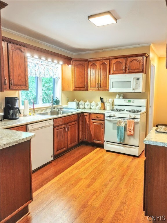 The kitchen was recently updated.