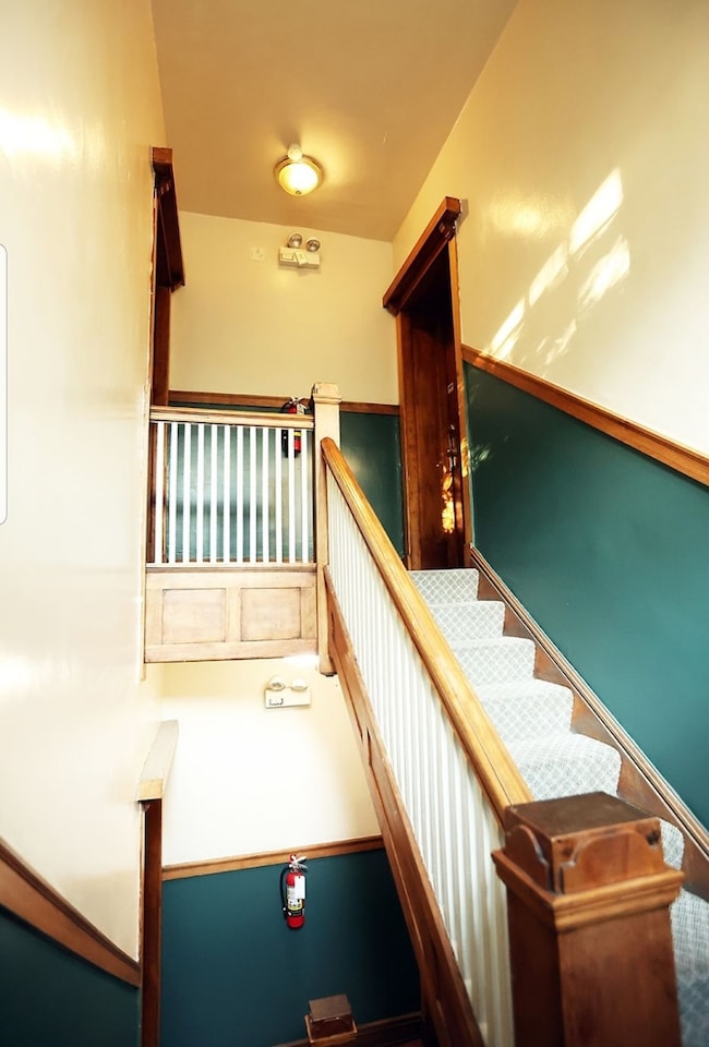 5107 S Ingleside Ave unit 3, Chicago, IL 60615 - photo 3