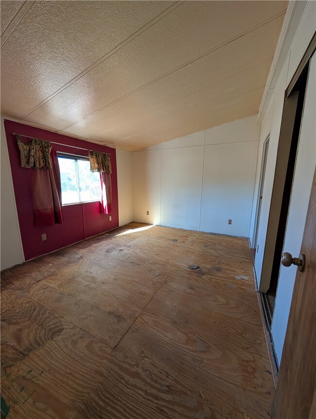 1030 E S unit 115, Palmdale, CA 93550 - photo 7