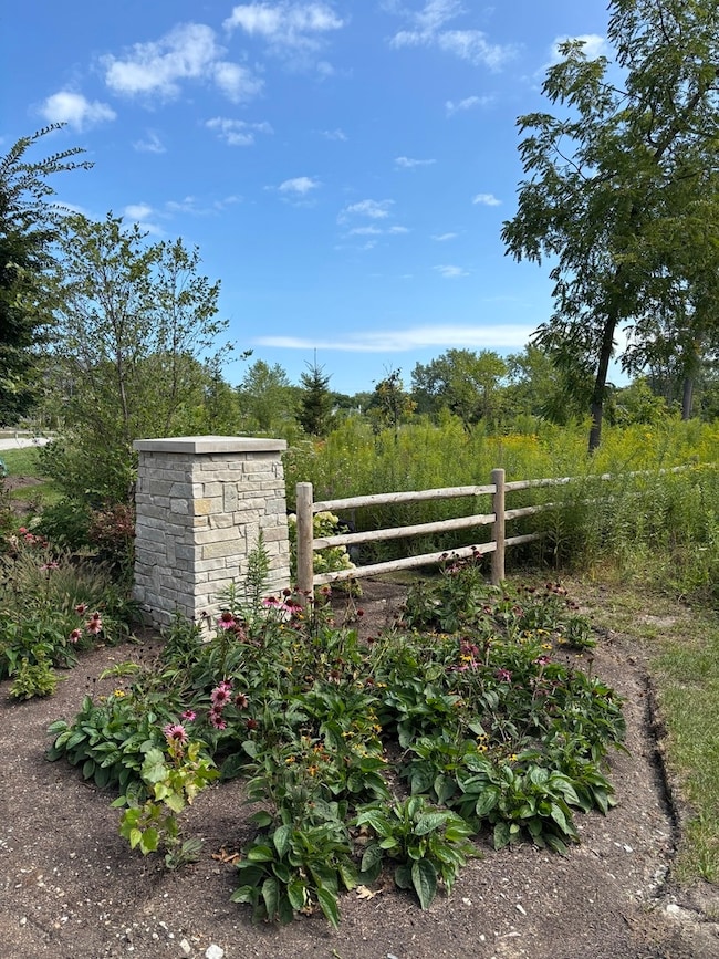 740 W Tamarack Trail, Lake Forest, IL 60045 - photo 4