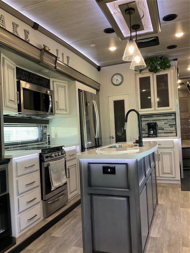 1339 Old Lakeport Rd unit 13B, Moore Haven, FL 33471 - photo 3