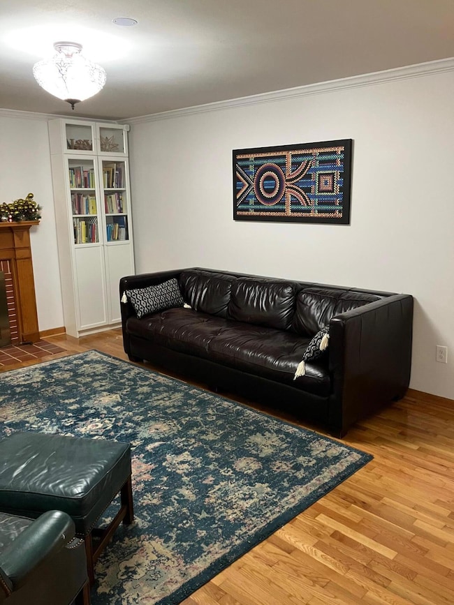 905 Collins Ln, Frankfort, KY 40601 - photo 3