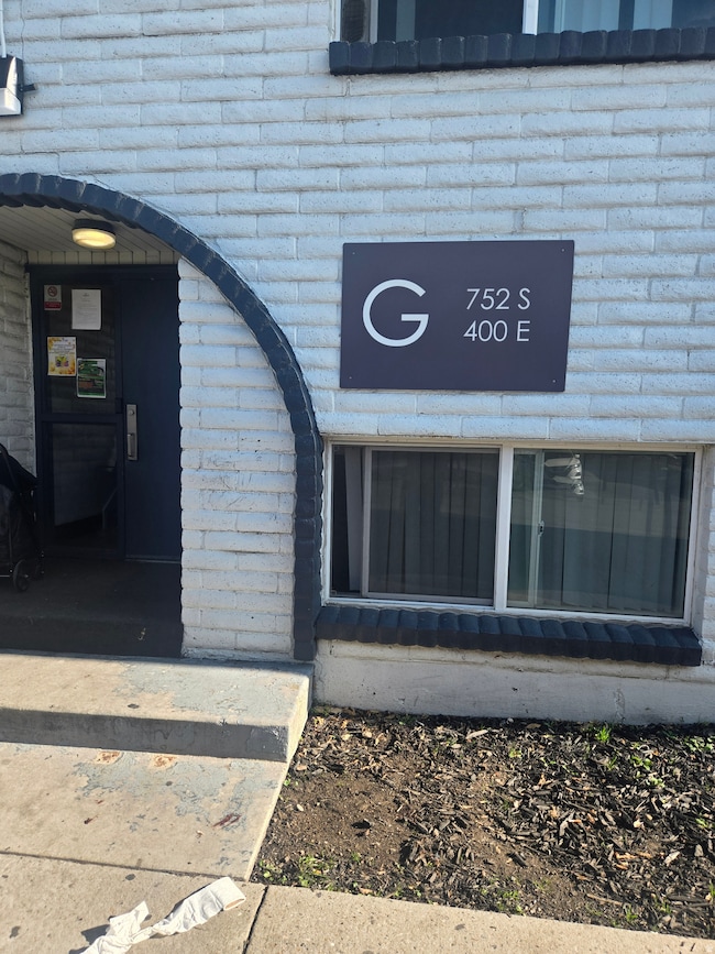 731 S 300 E unit G 310, Salt Lake City, UT 84111 - photo 2