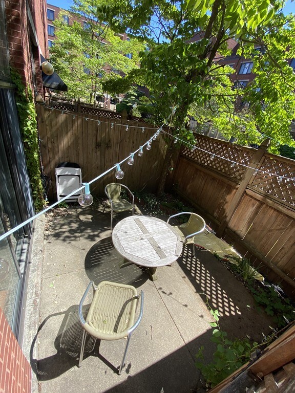 85 Brainerd Rd unit TH3, Allston, MA 02134 - photo 2