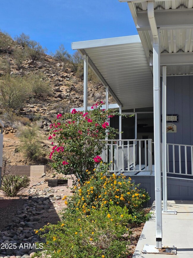 2233 E Behrend Dr unit 203, Phoenix, AZ 85024 - photo 3