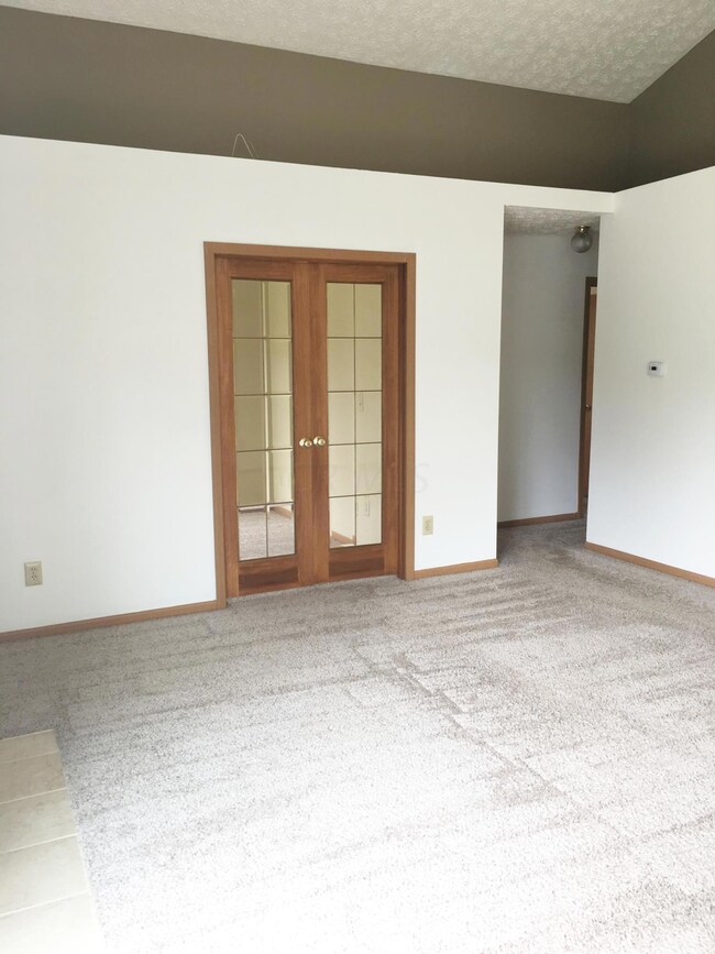 Office/3rd bedroom