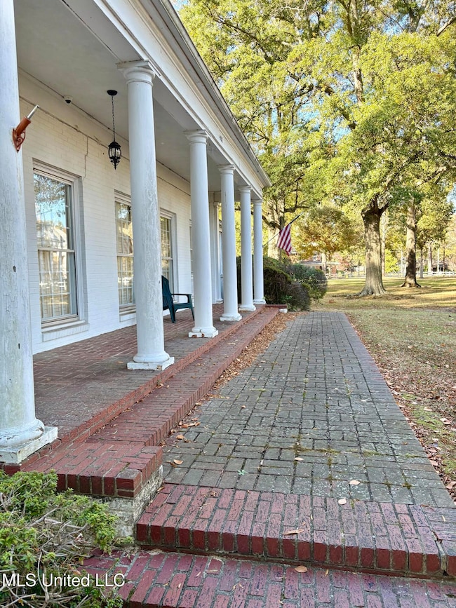 407 S Ward St, Senatobia, MS 38668 - photo 7