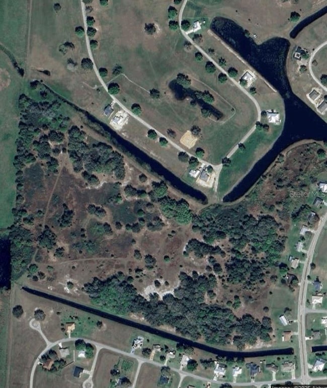 440 Foxhall Cir, Sebring, FL 33876 - photo 2