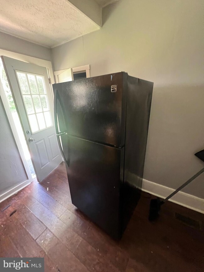 3016 Hamilton Ave unit 1, Baltimore, MD 21214 - photo 3