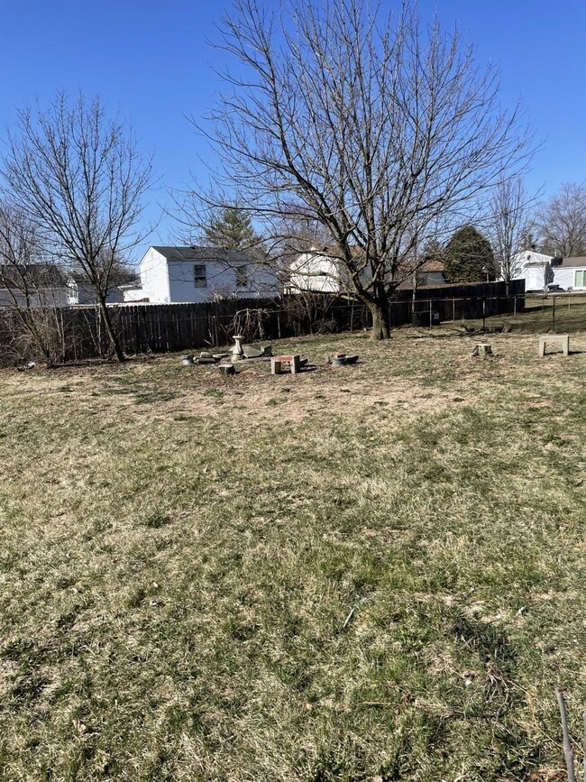 849 Upwoods Dr, Columbus, OH 43228 - photo 6