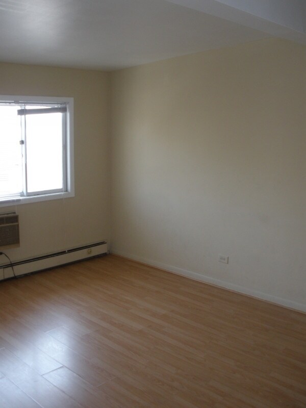 1213 N 34th Ave unit 3, Melrose Park, IL 60160 - photo 4