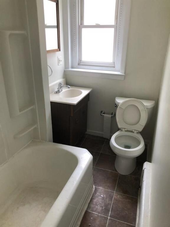 1144 Edison St unit 2 Front, Allentown, PA 18101 - photo 3