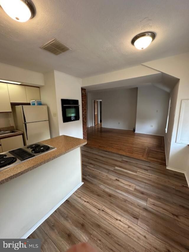 139 Montgomery Ave unit 200, Bala Cynwyd, PA 19004 - photo 7