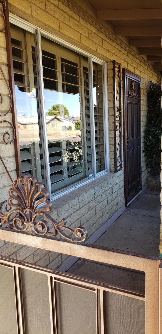 Front_Porch