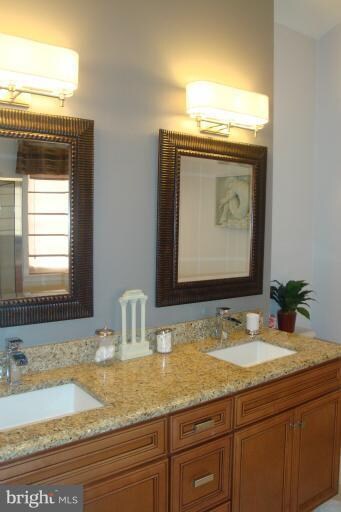 7307 Shady Glen Dr, Columbia, MD 21046 - photo 2