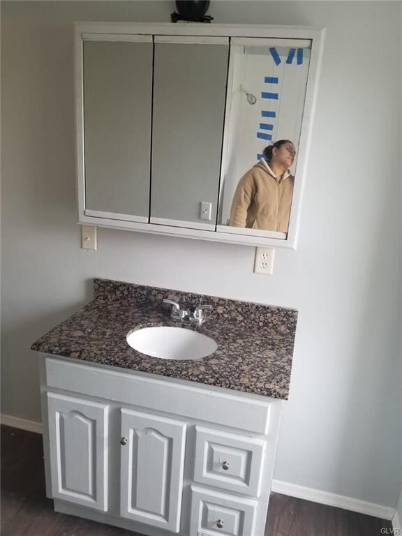 524 Bradley St, Bethlehem, PA 18015 - photo 4