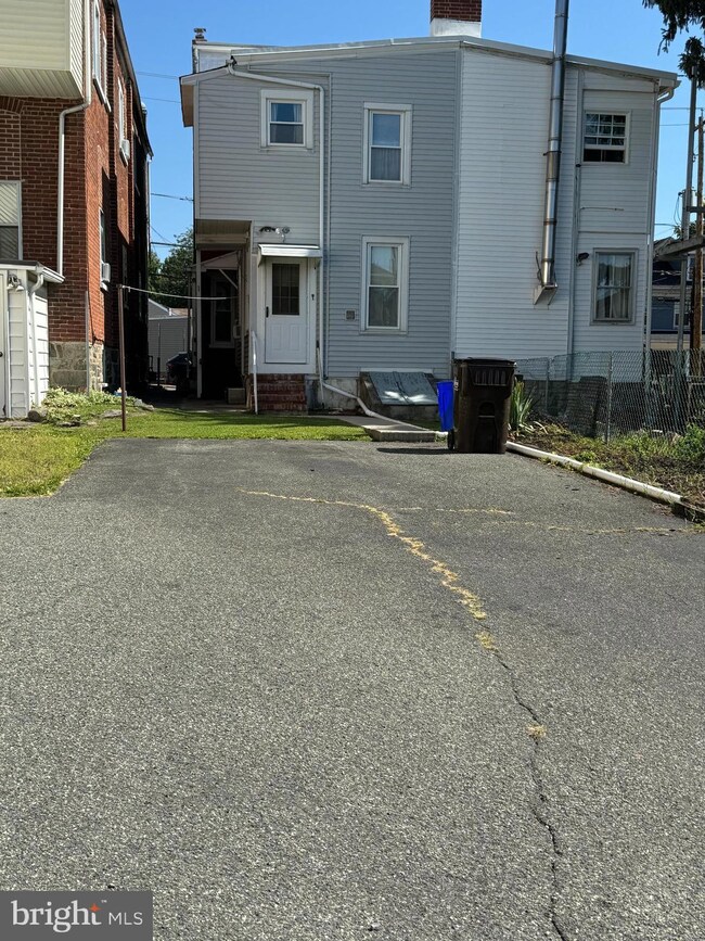 20 E 5th St, Boyertown, PA 19512 - photo 4