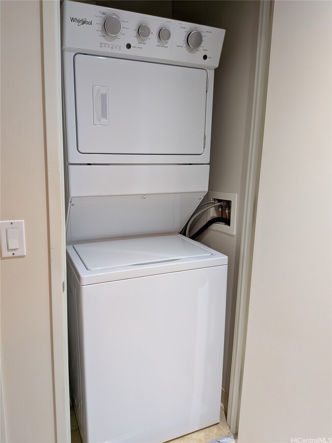 Full size stack washer/dryer