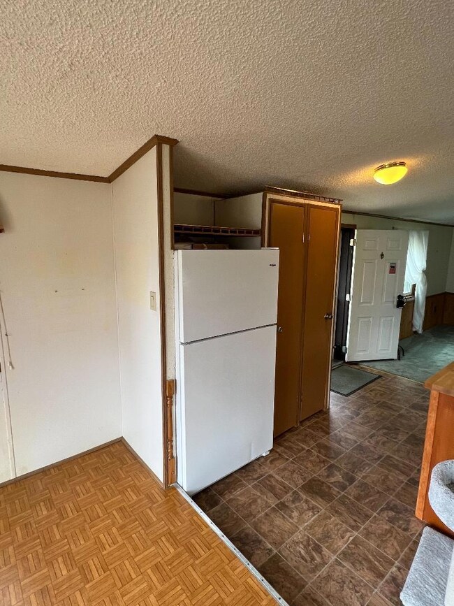 19 Pine Ridge Rd, Windsor, ME 04363 - photo 6