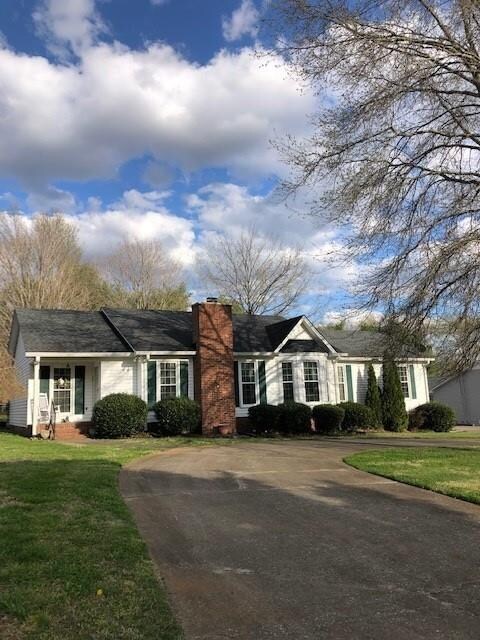 110 Northwood Ave, Shelbyville, TN 37160 - photo 4