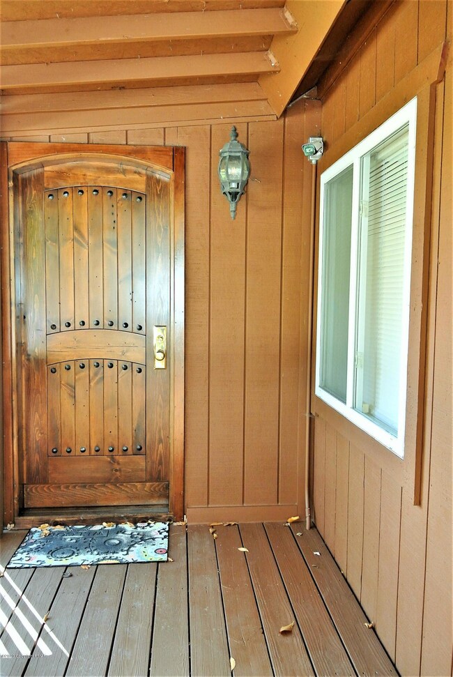 7252 Long Pine Dr, Tobyhanna, PA 18466 - photo 4