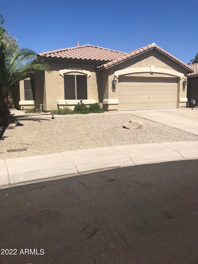 9366 W Deanna Dr, Peoria, AZ 85382 - photo 2