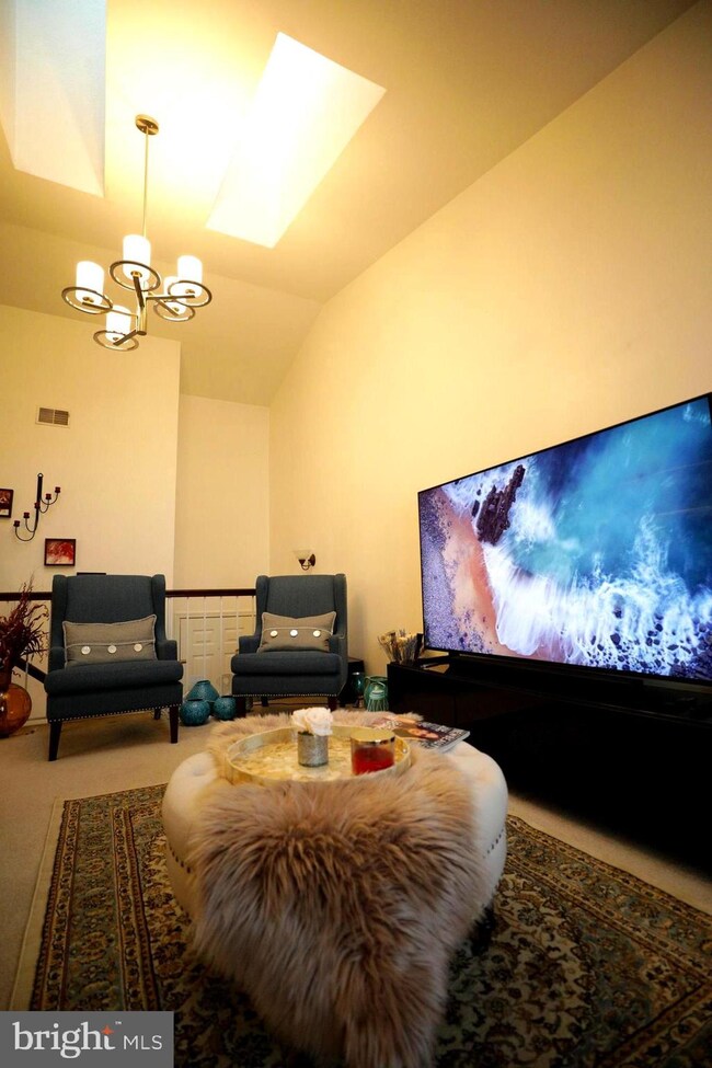 12925C Grays Pointe Rd unit 12925C, Fairfax, VA 22033 - photo 7