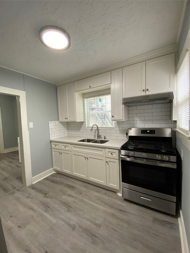 20743 Kensington Oaks Rd unit 2, Splendora, TX 77372 - photo 4