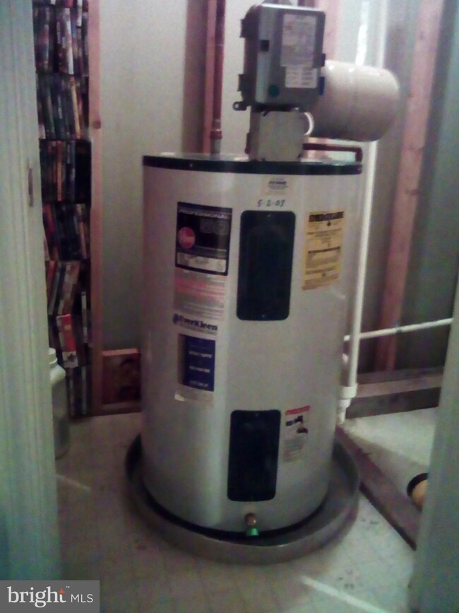 3904 Tidewood Rd, Middle River, MD 21220 - photo 7