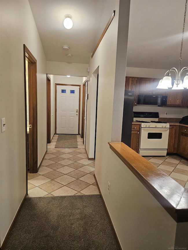 4032 Heatherwood Ct, Warren, MI 48092 - photo 3