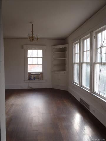 512 Queens Ct unit B, Statesville, NC 28677 - photo 4