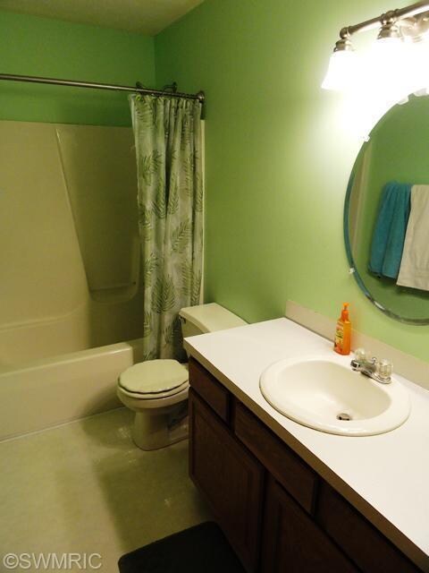 5363 Bunkerway Ct SW, Wyoming, MI 49509 - photo 5