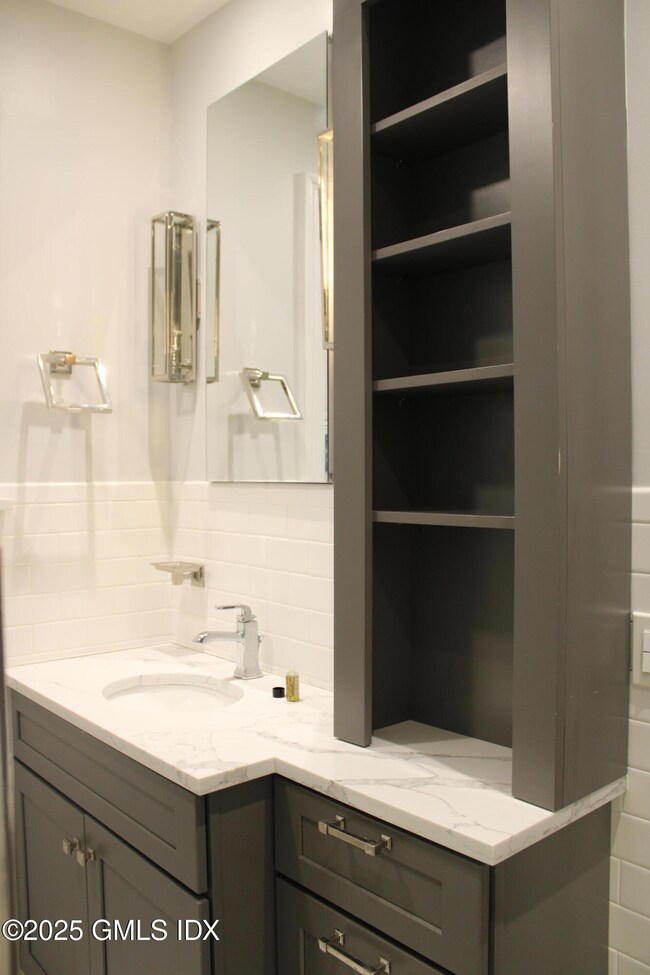 97 Bruce Park Ave unit 2A, Greenwich, CT 06830 - photo 6