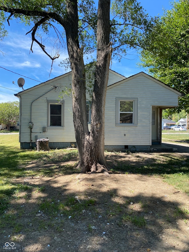 1951 N Bosart Ave, Indianapolis, IN 46218 - photo 2