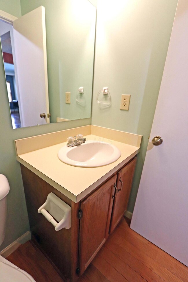 Powder room