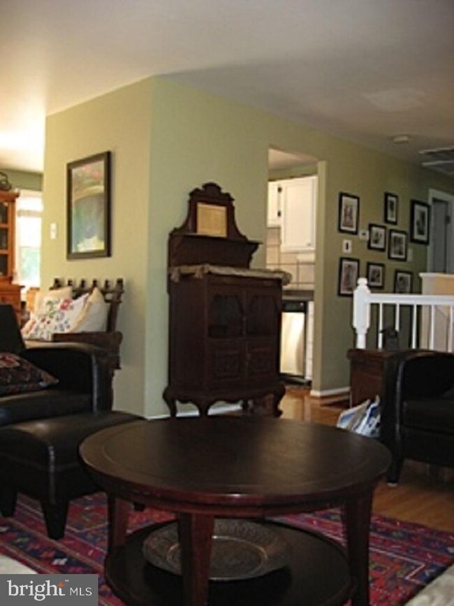 12607 Pinecrest Rd, Herndon, VA 20171 - photo 6