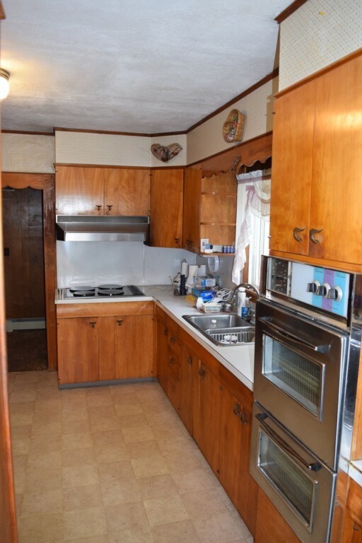 56 Danforth St, Taunton, MA 02780 - photo 5