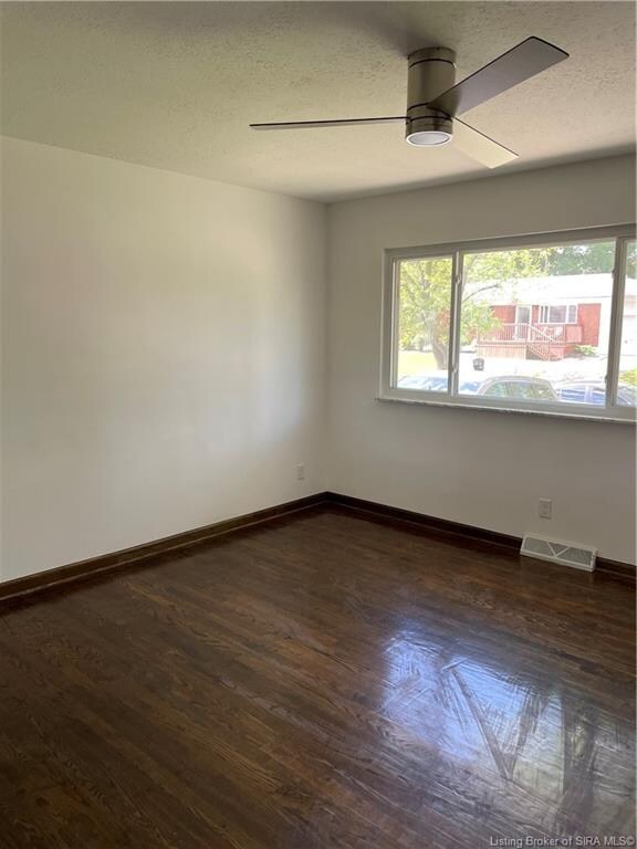 206 Greenlawn Dr, New Albany, IN 47150 - photo 4