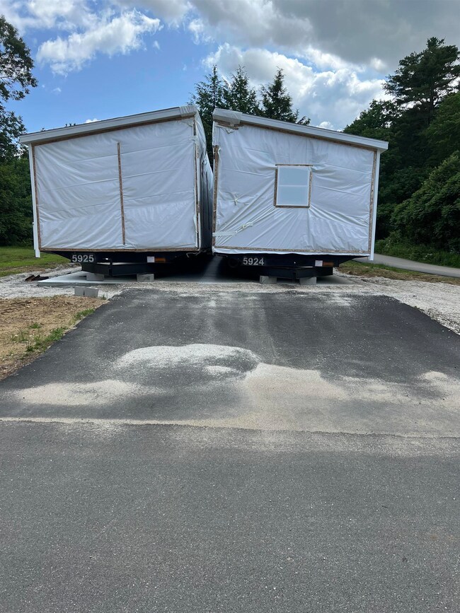 56 Third St, Barrington, NH 03825 - photo 3