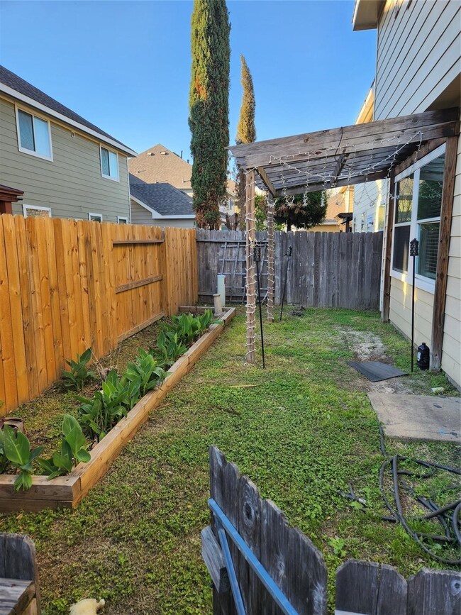 6519 Wilshire Fern, Houston, TX 77040 - photo 2