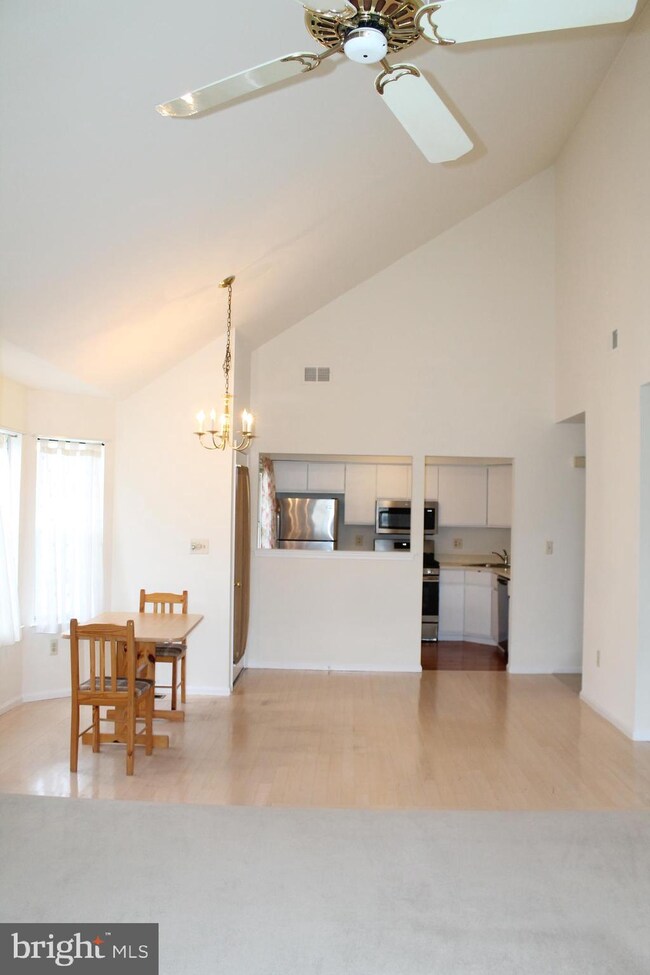 47 Dennis Ct, Hightstown, NJ 08520 - photo 7