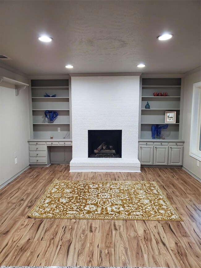 7422 Walling Ln, Dallas, TX 75231 - photo 5