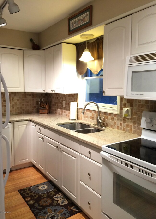 kitchen2