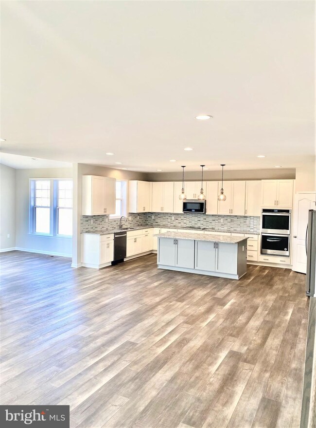 332 Lawrence Rd, Gerrardstown, WV 25420 - photo 3