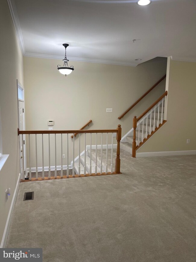 620 Kingfisher Ave, Gaithersburg, MD 20877 - photo 6